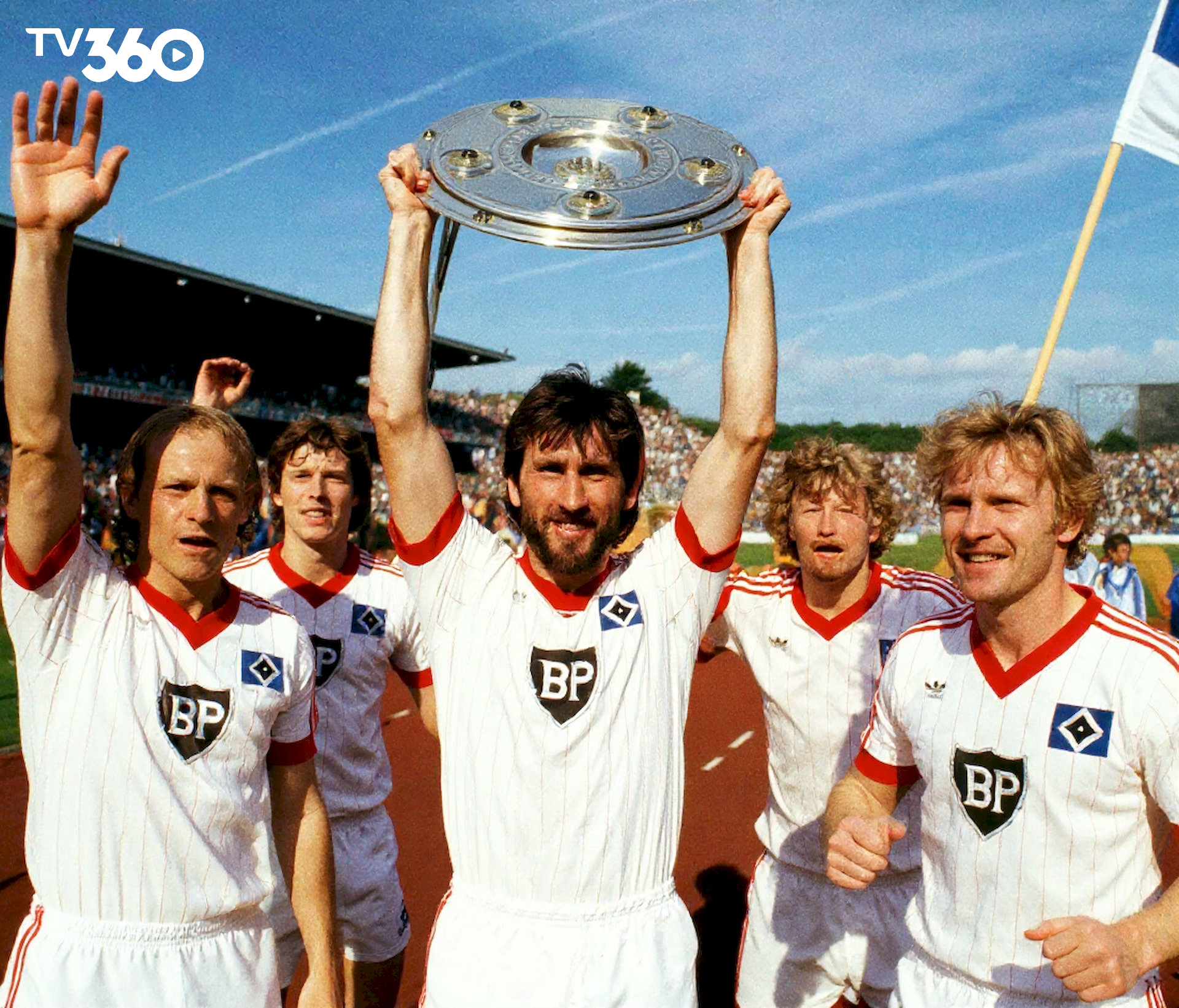 Hamburger SV trở lại Bundesliga sau 7 năm chờ đợi