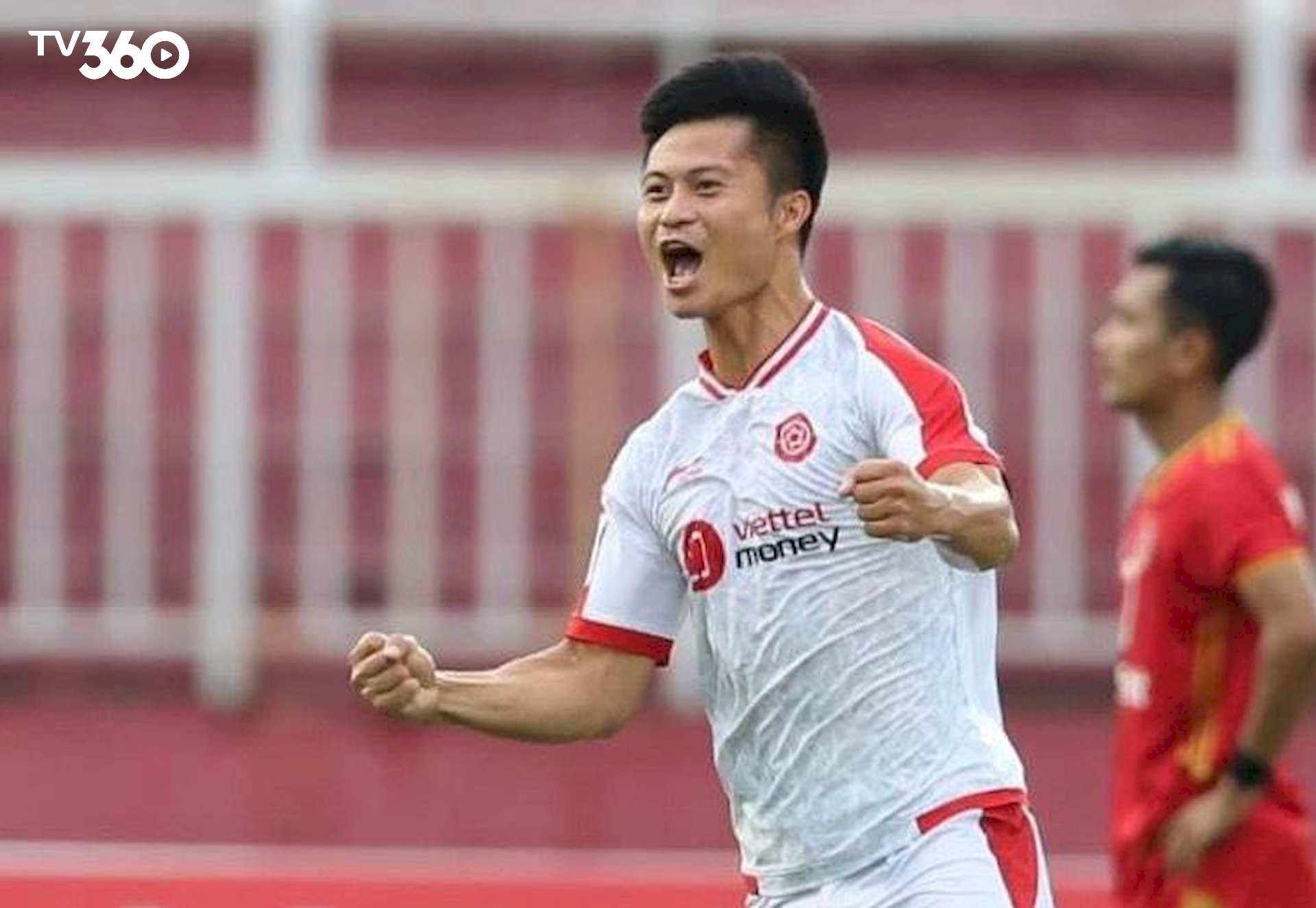 Tiền đạo Bùi Duy Thường