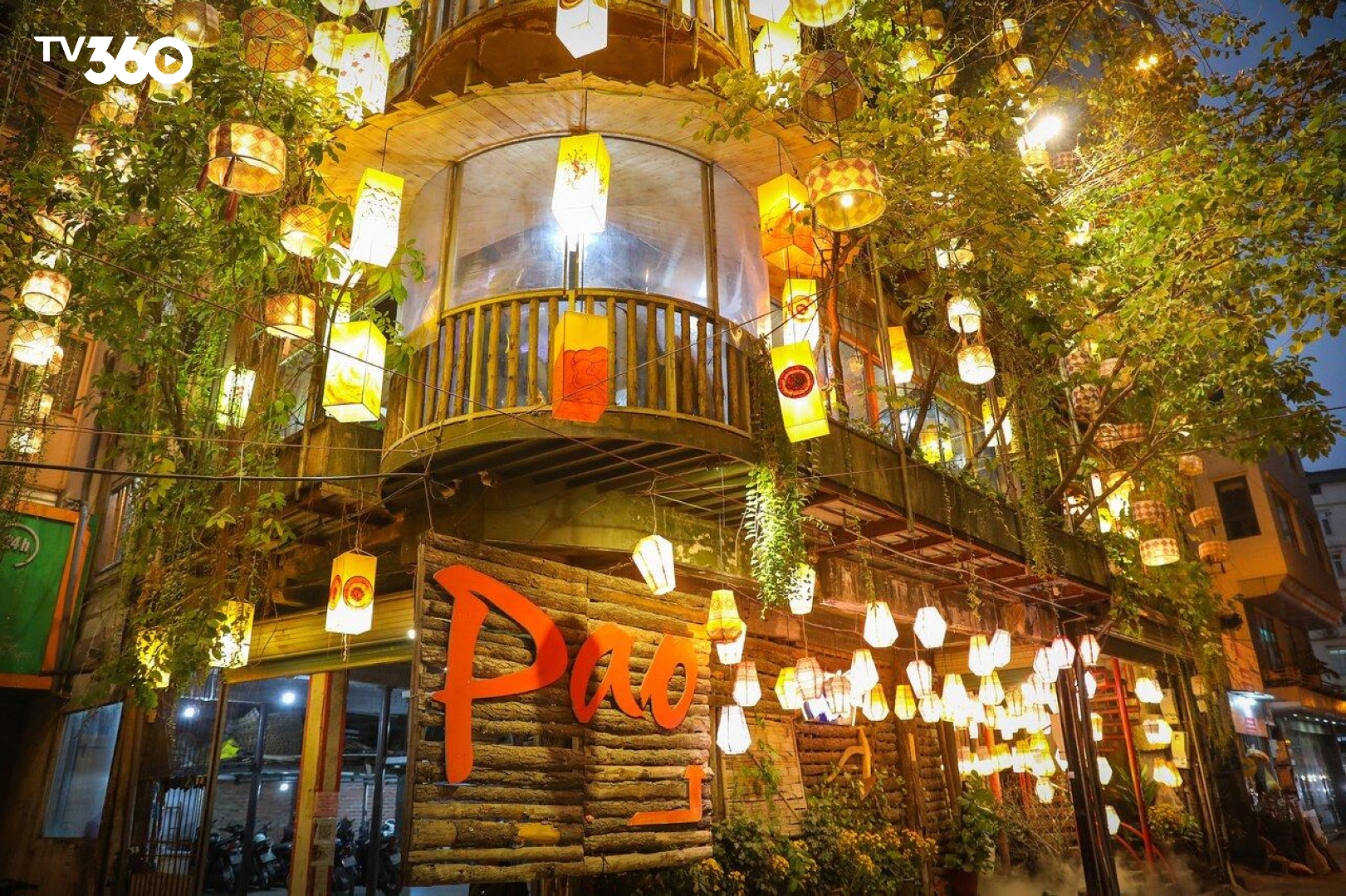 Pao Quán mang đến không gian vừa ấm cúng để tụ họp vừa có thể xem bóng đá