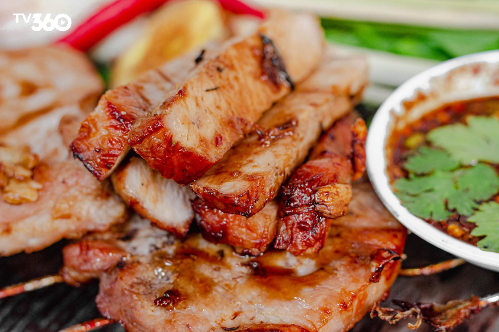 Má heo nướng thơm ngon dễ dàng mua được ở những quán nhậu