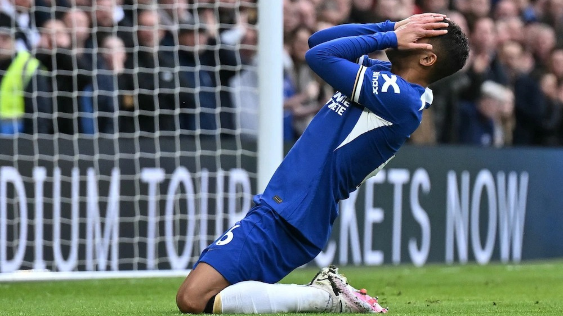 Chelsea chỉ để thua đúng 1 trận trong mùa giải Premier League 2004/05 – một kỷ lục phòng ngự ấn tượng dưới thời HLV José Mourinho.
