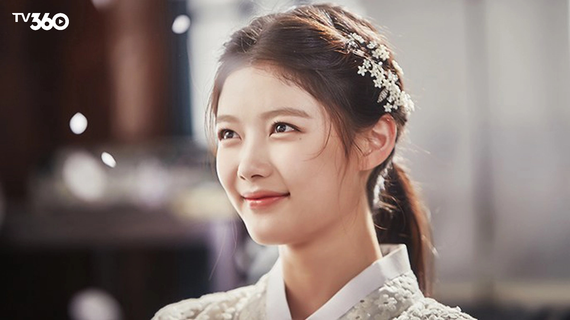 Kim Yoo Jung ghi dấu mạnh mẽ nhờ khả năng nhập vai thuyết phục