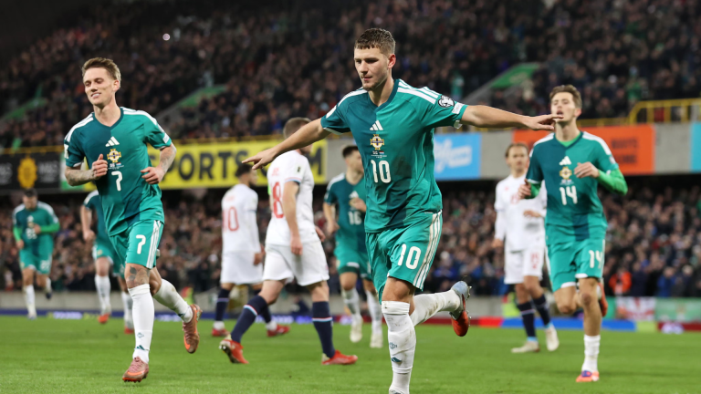 doi-hinh-cau-thu-doi-tuyen-bac-ireland-thumb