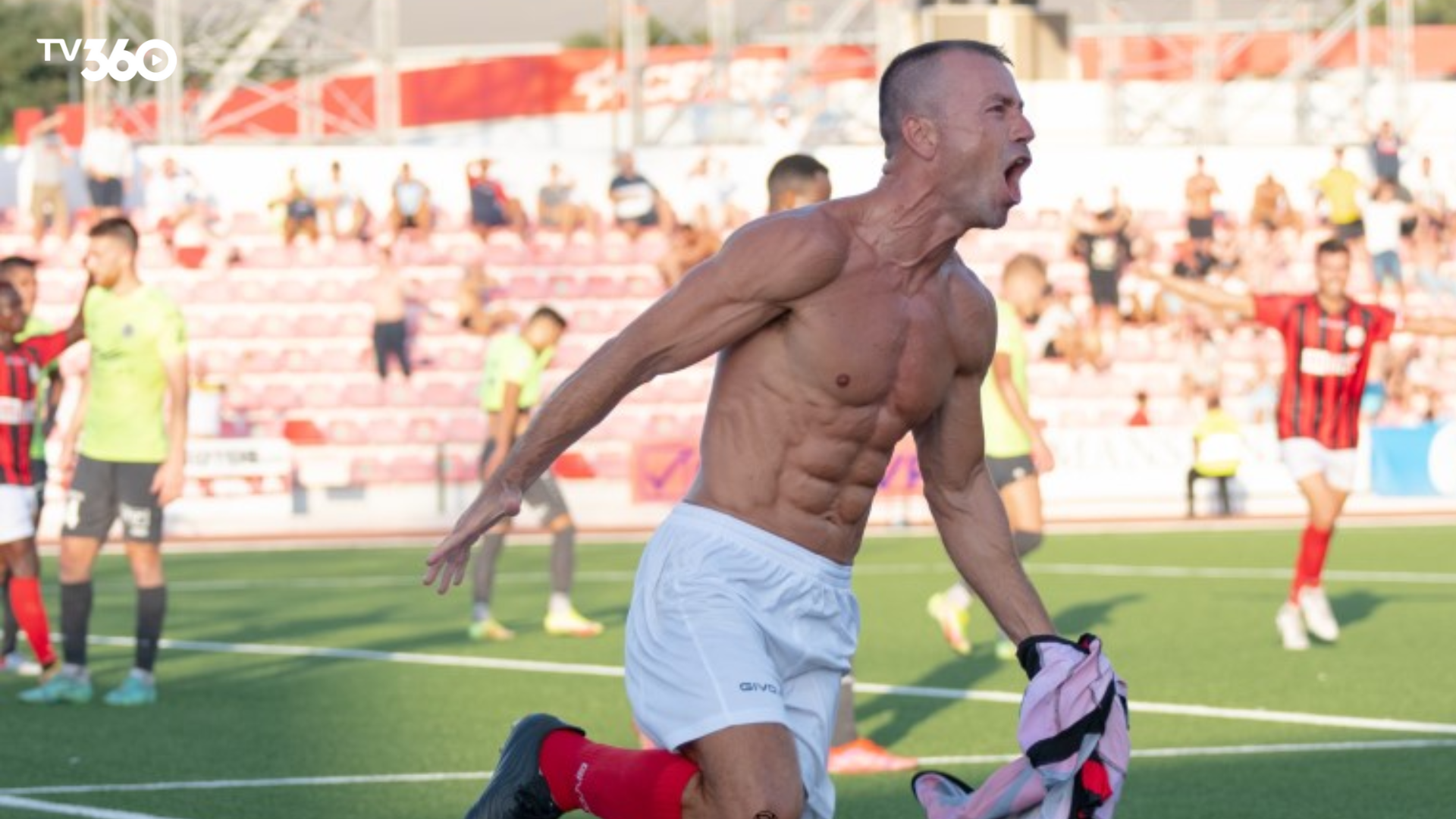 Roy Chipolina – đội trưởng huyền thoại, biểu tượng kiên cường của bóng đá Gibraltar