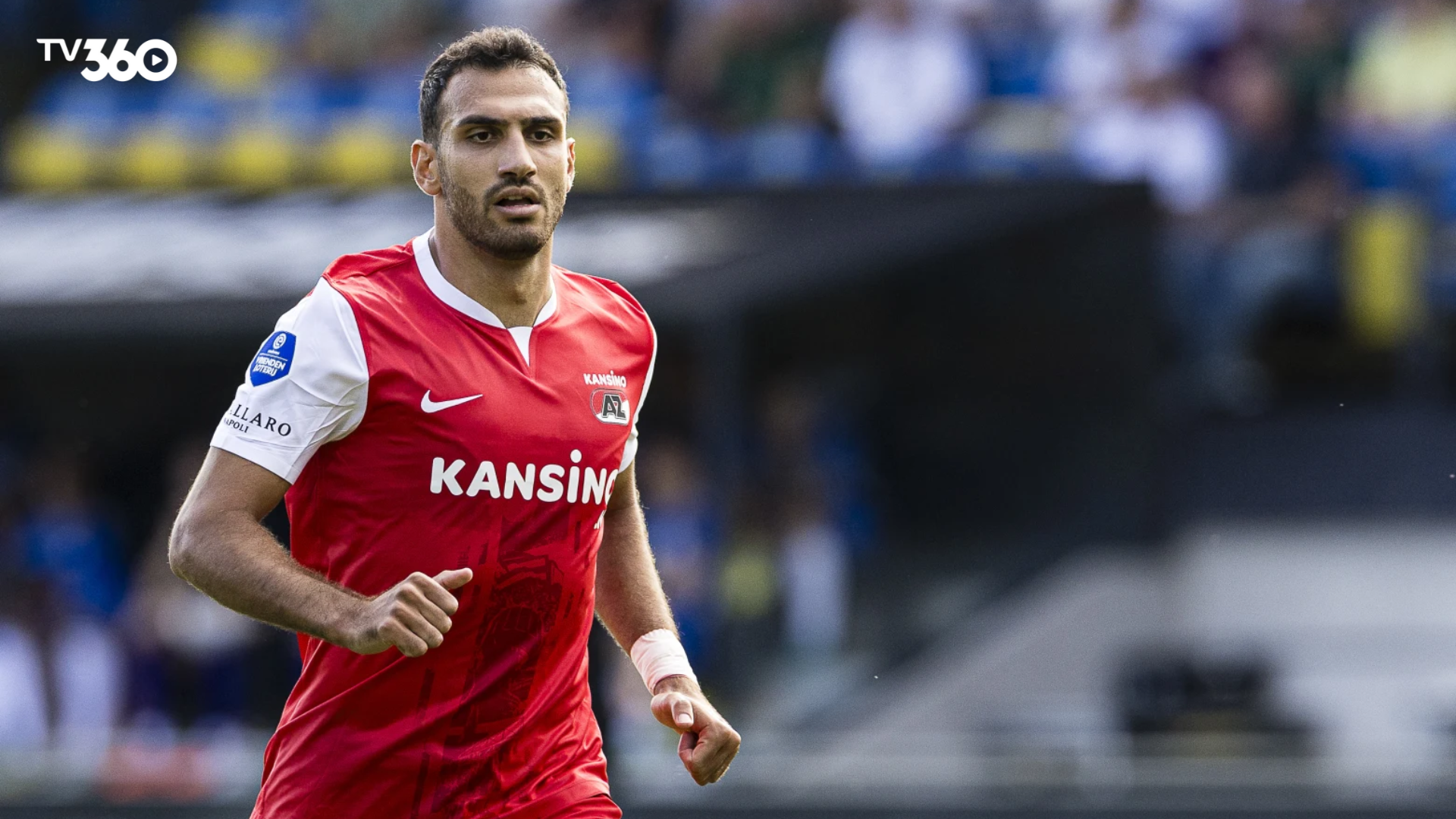 Mũi nhọn Pavlidis được kỳ vọng sẽ dùng bản năng săn bàn và kinh nghiệm ở Benfica để dẫn dắt hàng công Hy Lạp