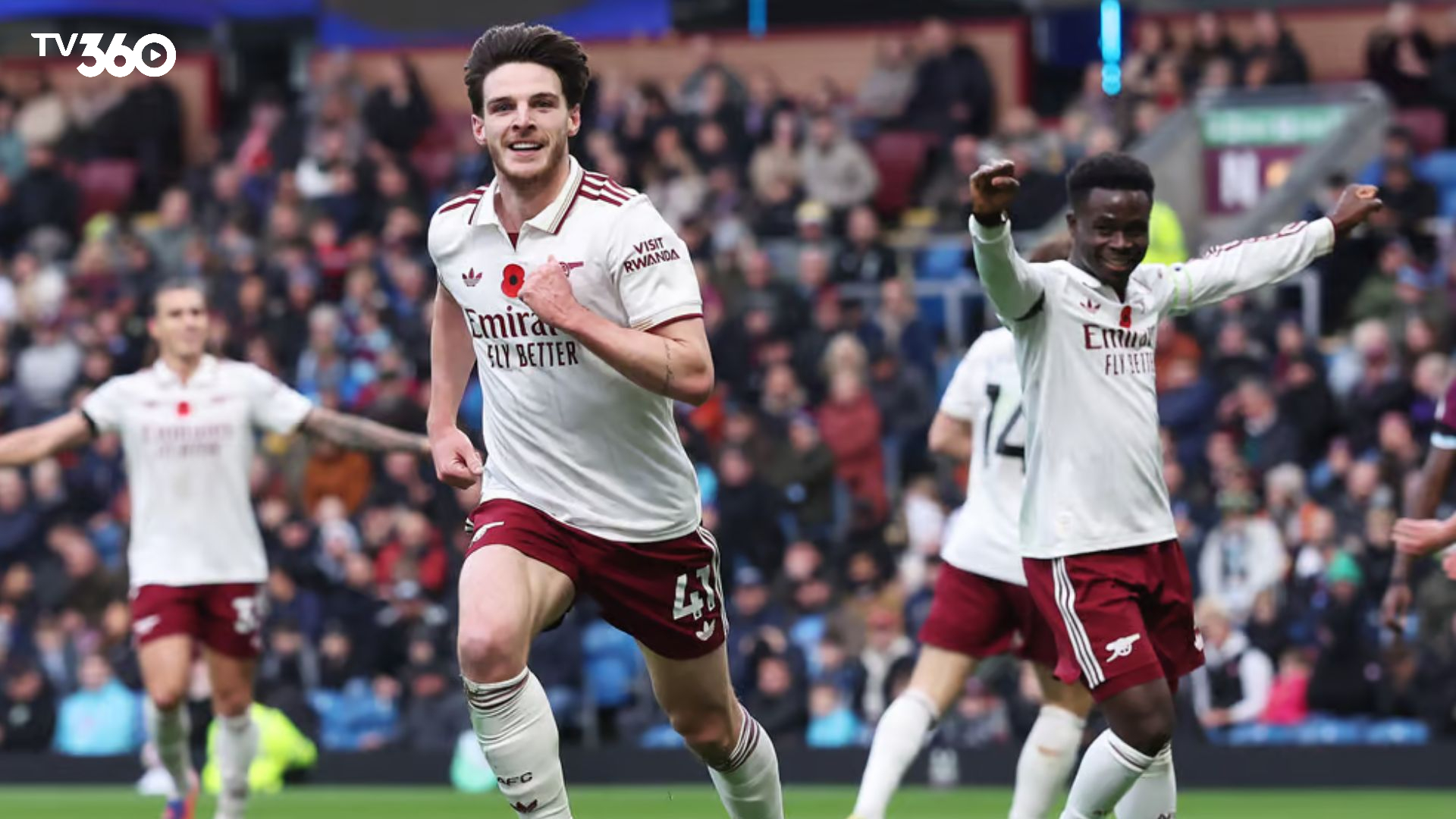 Arsenal làm chủ thế trận ngay từ những phút đầu tiên