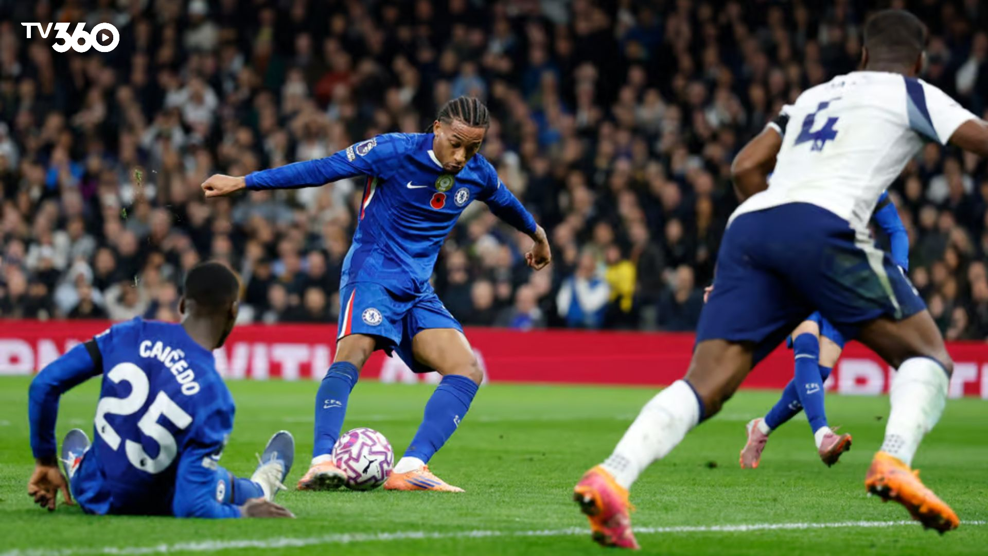 Chelsea “bóp nghẹt” Spurs trong thế trận một chiều