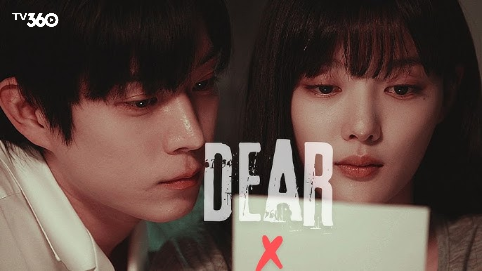 Jun Seo không chỉ là chàng trai hiền lành bên cạnh Ah Jin, mà còn là phiên bản phản chiếu của chính cô