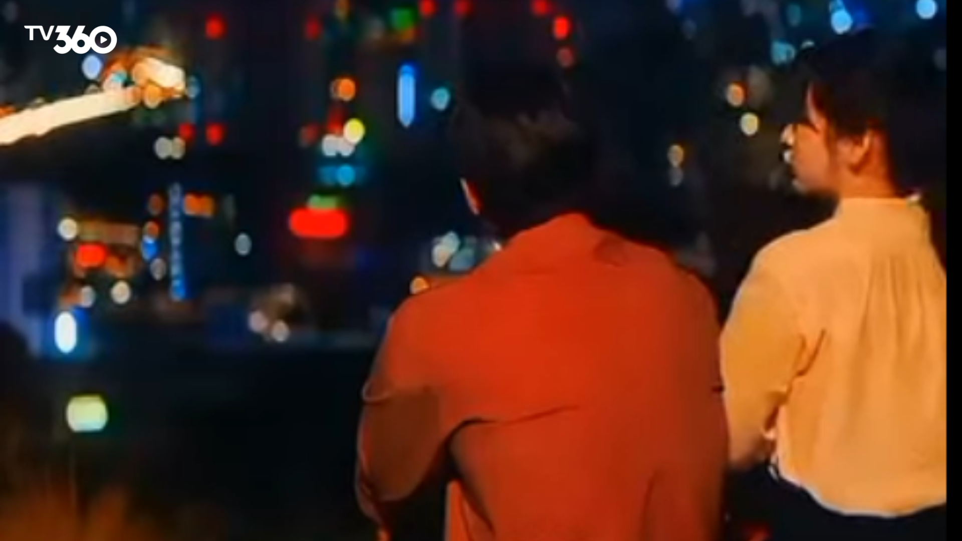 Ánh mắt đầy nghi vấn của Kang Min-Jae khi phát hiện vòng cổ mẹ trong tay Chủ tịch Park, hé lộ bí ẩn 10 năm chưa từng kể