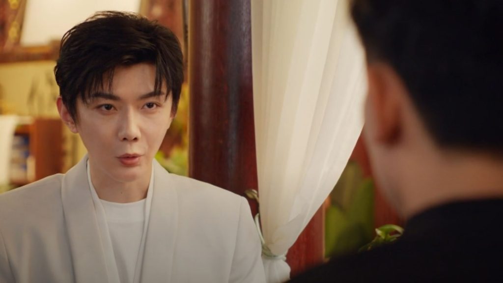 Phim Ngô Ngạn (To My Shore) tập 13 là cao trào cảm xúc khi mối quan hệ giữa Phàn Tiêu và Du Thư Lãng lần đầu tiên đứng trước thử thách lớn từ dư luận, quá khứ và những hiểu lầm chồng chất. Tập phim mang gam màu nặng trĩu, đặt niềm tin và sự chân thành của cả hai vào lằn ranh mong manh giữa ở lại và buông tay.