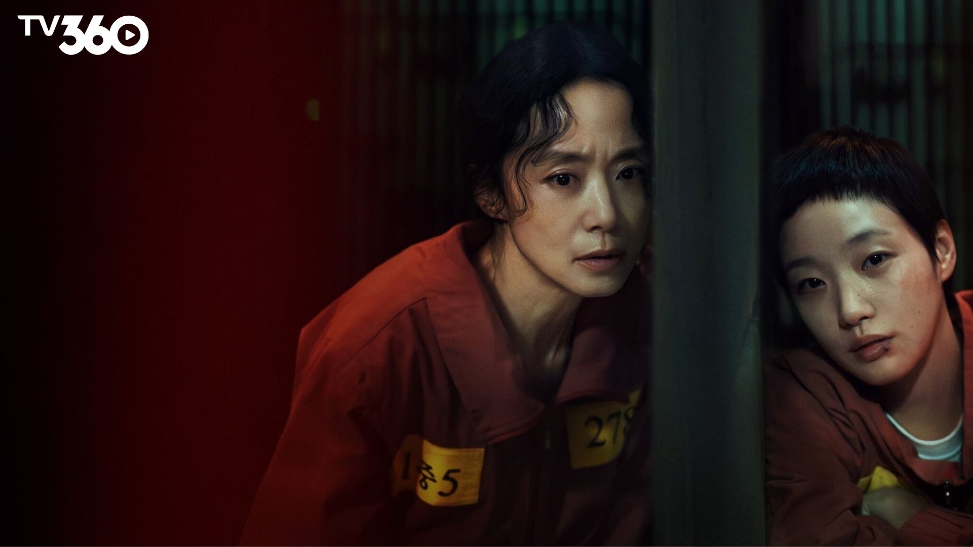 Hai 'chị đại' chung một khung hình trong The Price of Confession