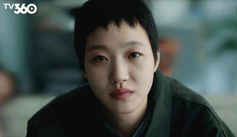 Tạo hình mới mẻ của Kim Go-eun trong The Price of Confession