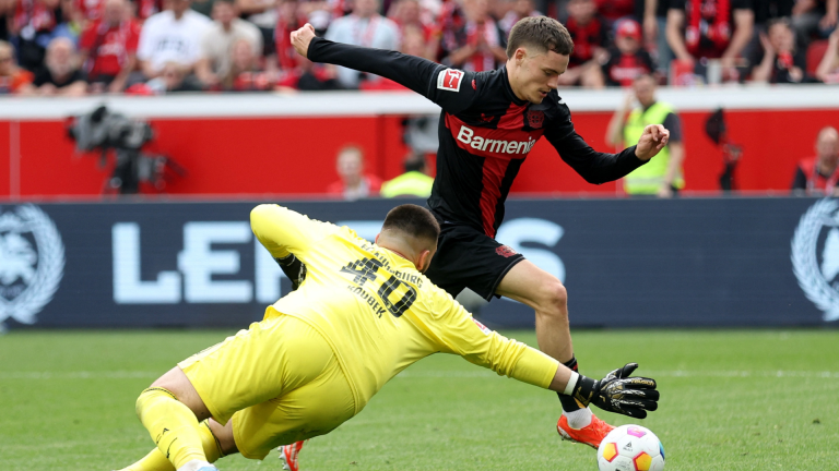 augsburg-vs-bayer-leverkusen-21h30-ngay-06-12-thumb