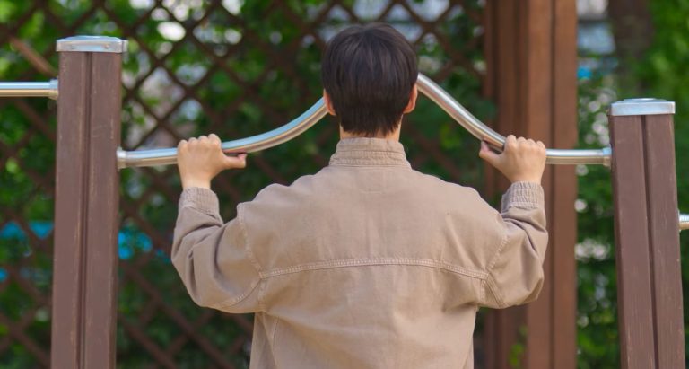 Cashero tập 1: Phát hiện siêu năng lực, Kang Sang Woong nhận ra cái giá đắt đỏ của việc làm anh hùng!