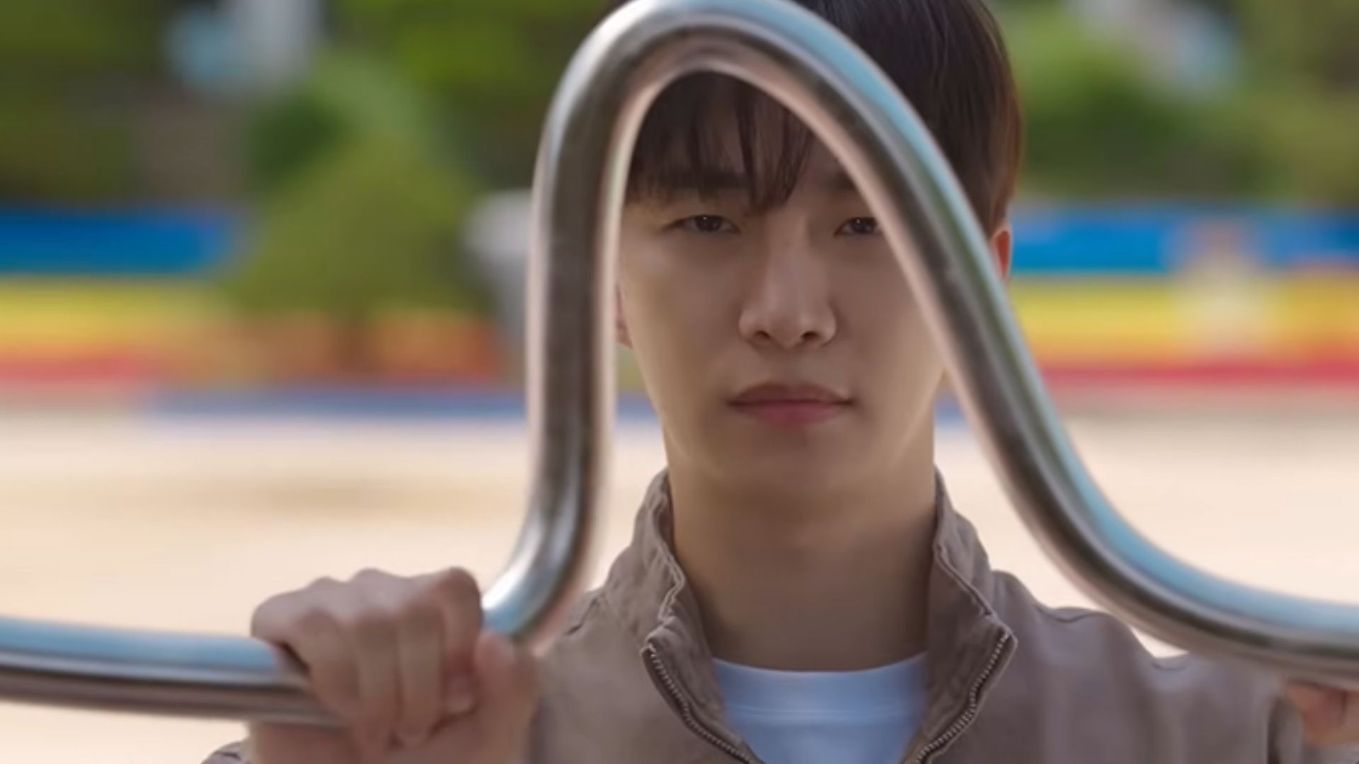 Kang Sang Woong bàng hoàng trước túi tiền giúp anh tăng cơ bắp