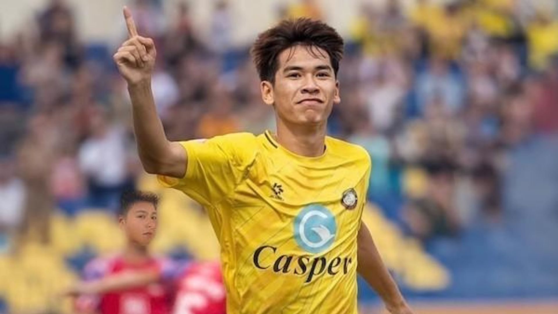 Lê Văn Thuận từng được vinh danh là Cầu thủ trẻ xuất sắc nhất V.League 1 2024–2025