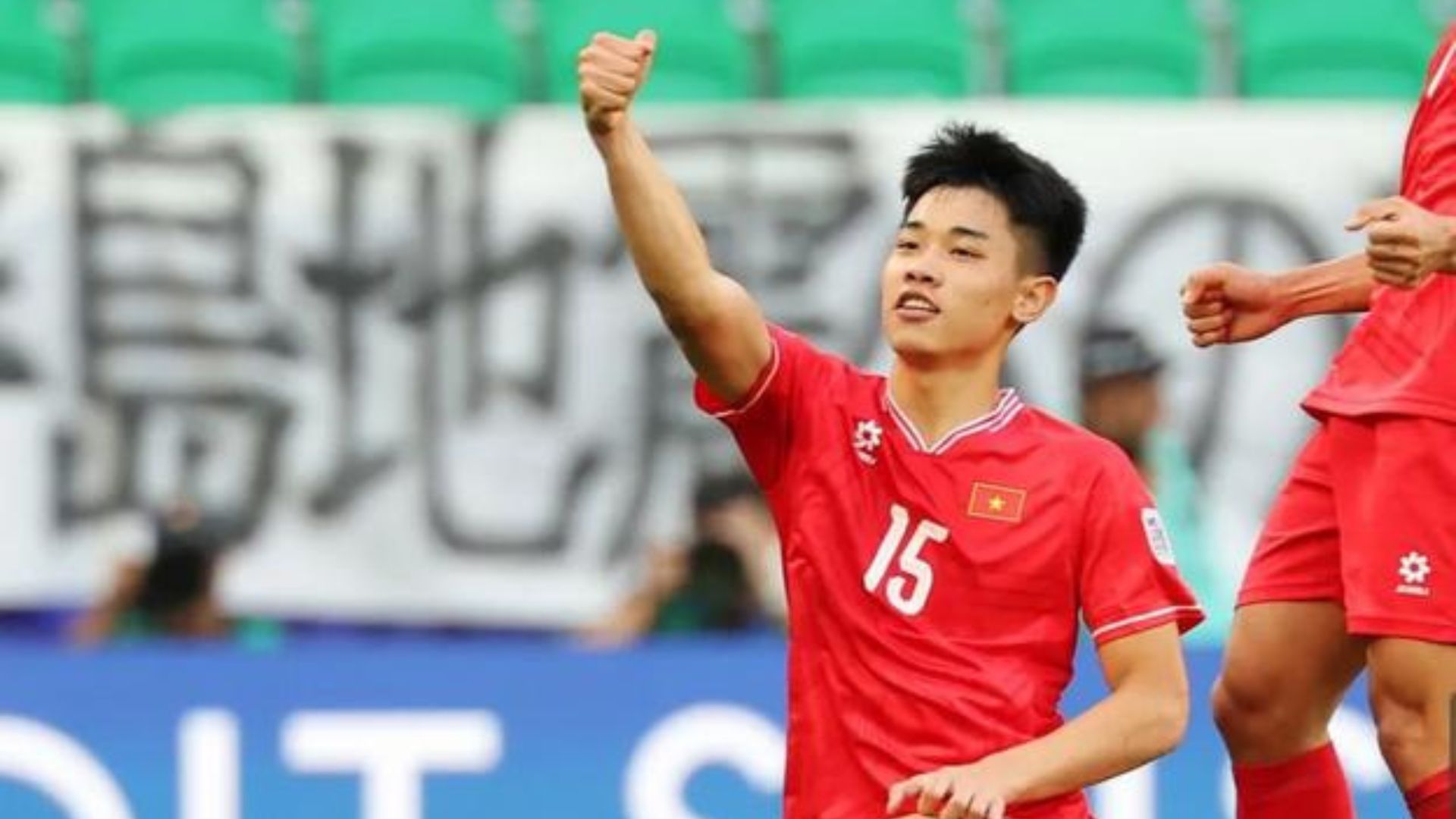 Nguyễn Thanh Nhàn là Vua phá lưới giải Hạng Nhất Quốc gia 2 năm liên tiếp