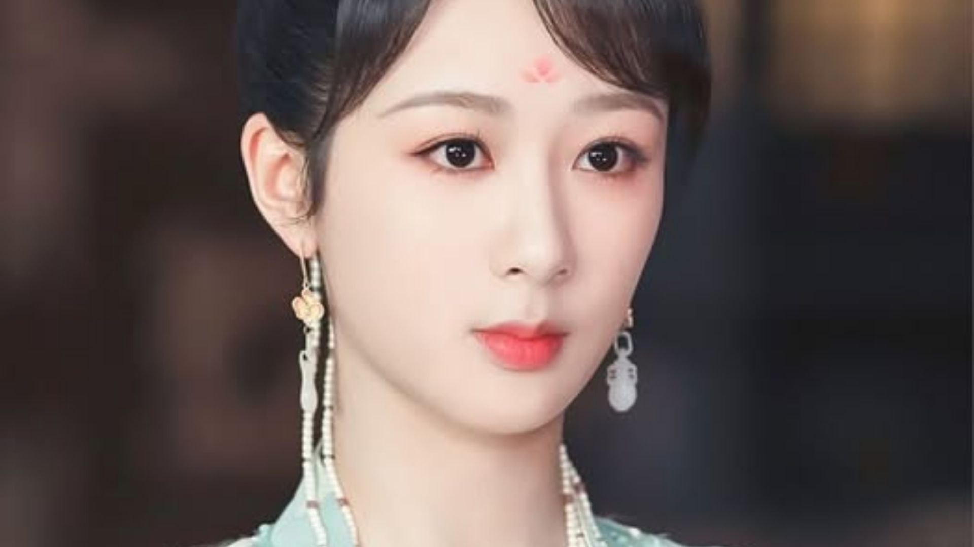 Nhậm Dao Kỳ bàng hoàng khi nhận ra mình đã quay về quá khứ