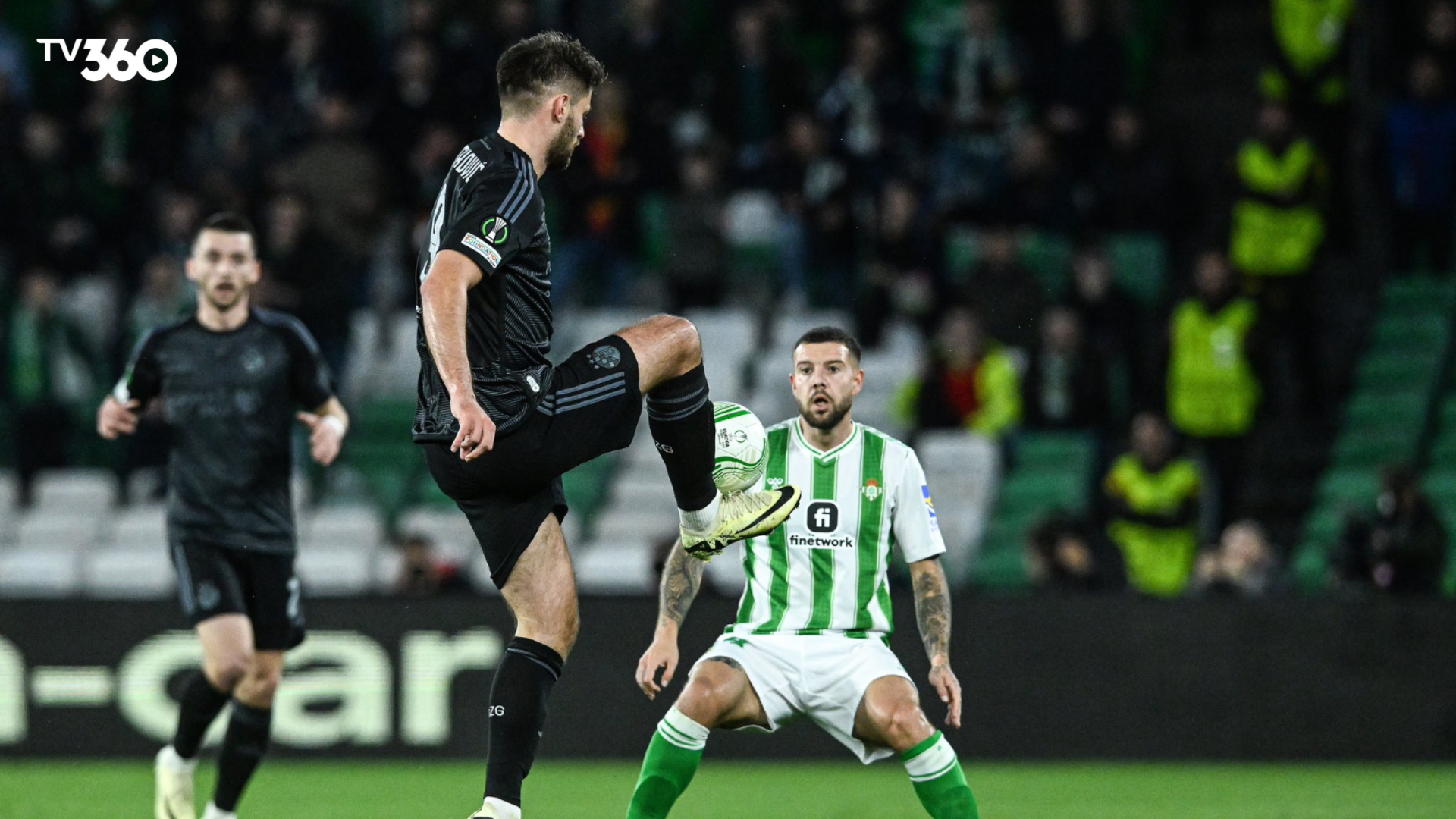 Sự tương phản được khắc họa rõ rệt trong trận Dinamo Zagreb vs Real Betis