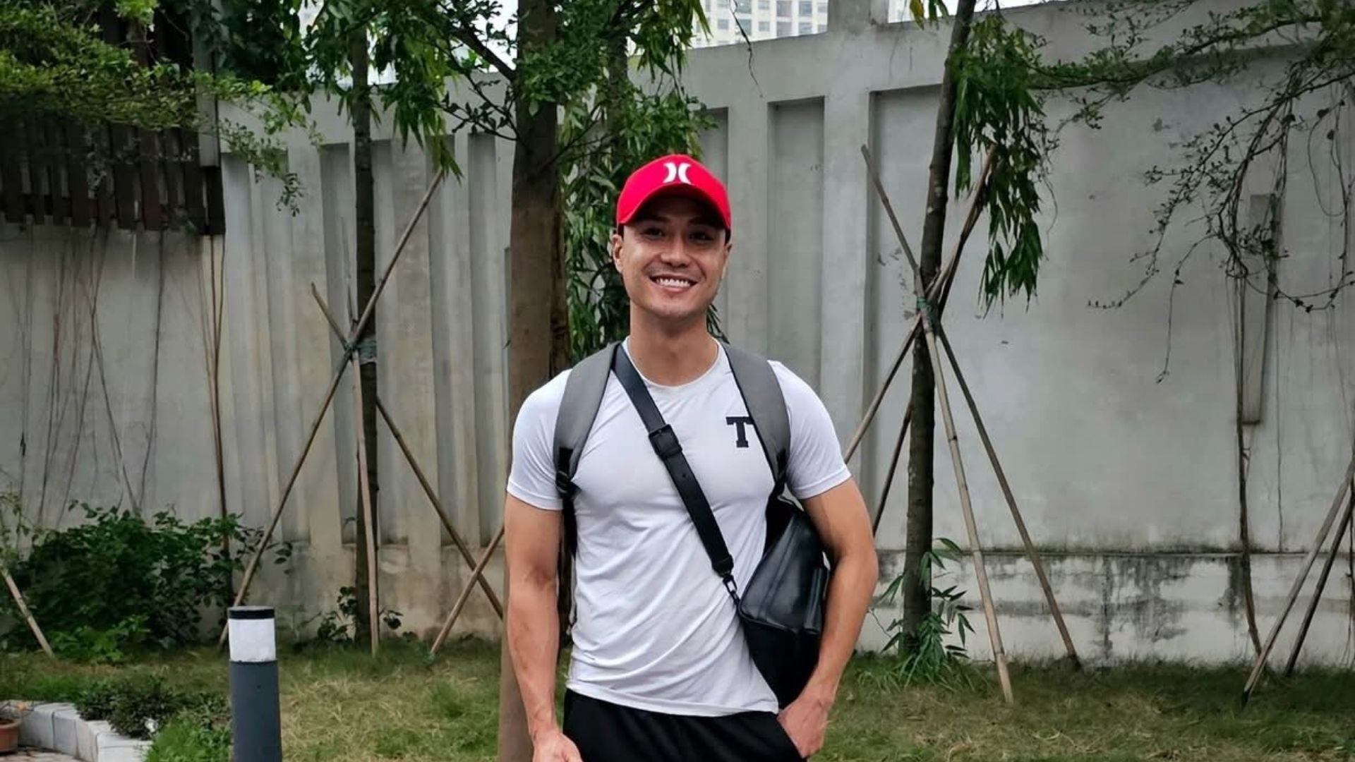 Chiếc đồng hồ kỳ lạ bắt đầu đếm ngược thời gian định mệnh