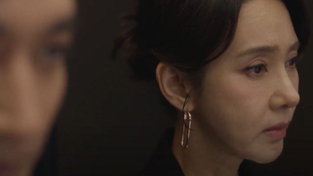 First Man tập 17: Điểm rơi của quyền lực và ván bài lật ngửa giữa hang cọp