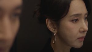 First Man tập 17: Điểm rơi của quyền lực và ván bài lật ngửa giữa hang cọp