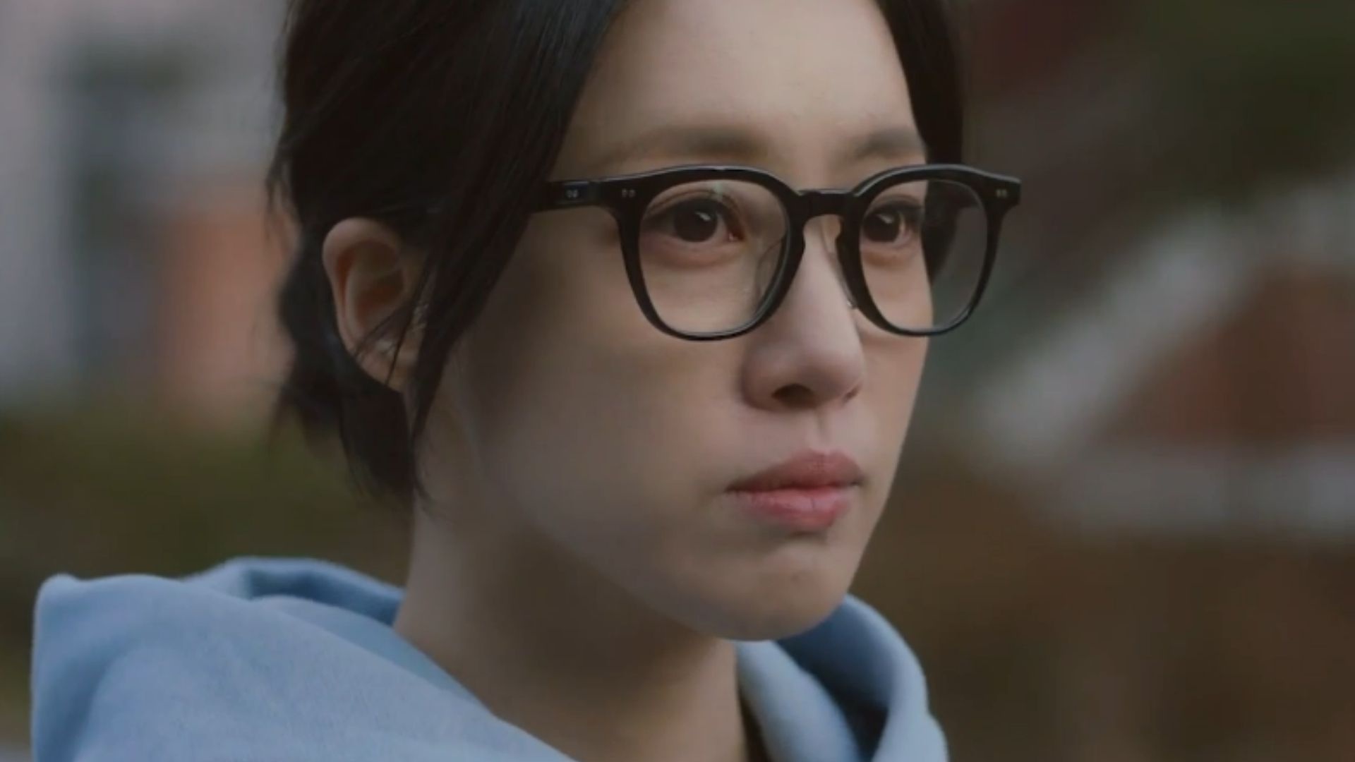 Oh Jang Mi kiên định chỉ đạo chiến dịch bảo vệ cơ sở dữ liệu quốc gia trước sự tấn công điên cuồng từ tay sai của Chae Hwa Young