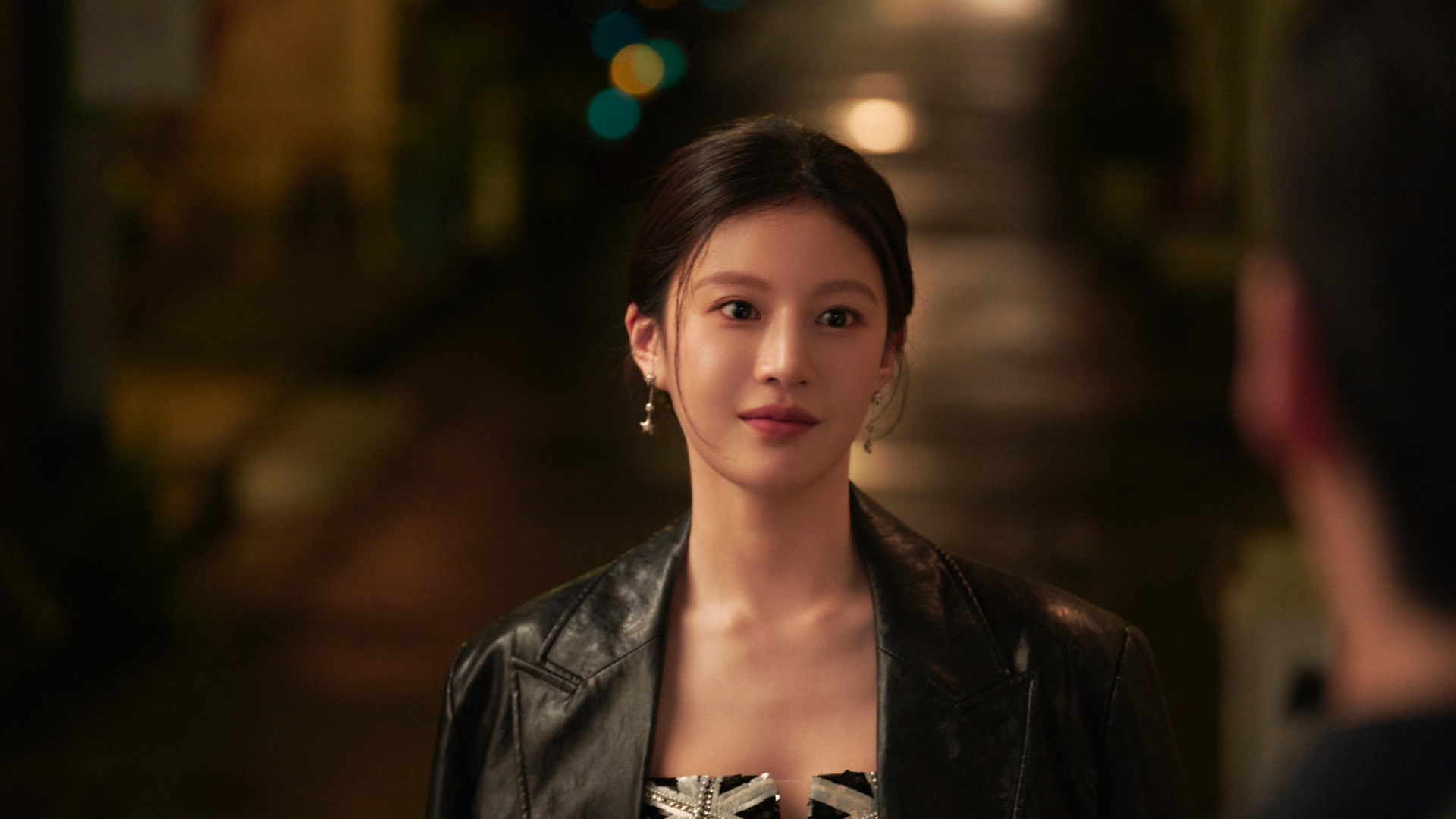 Go Youn Jung vào vai minh tinh kiêu sa nhưng cô đơn