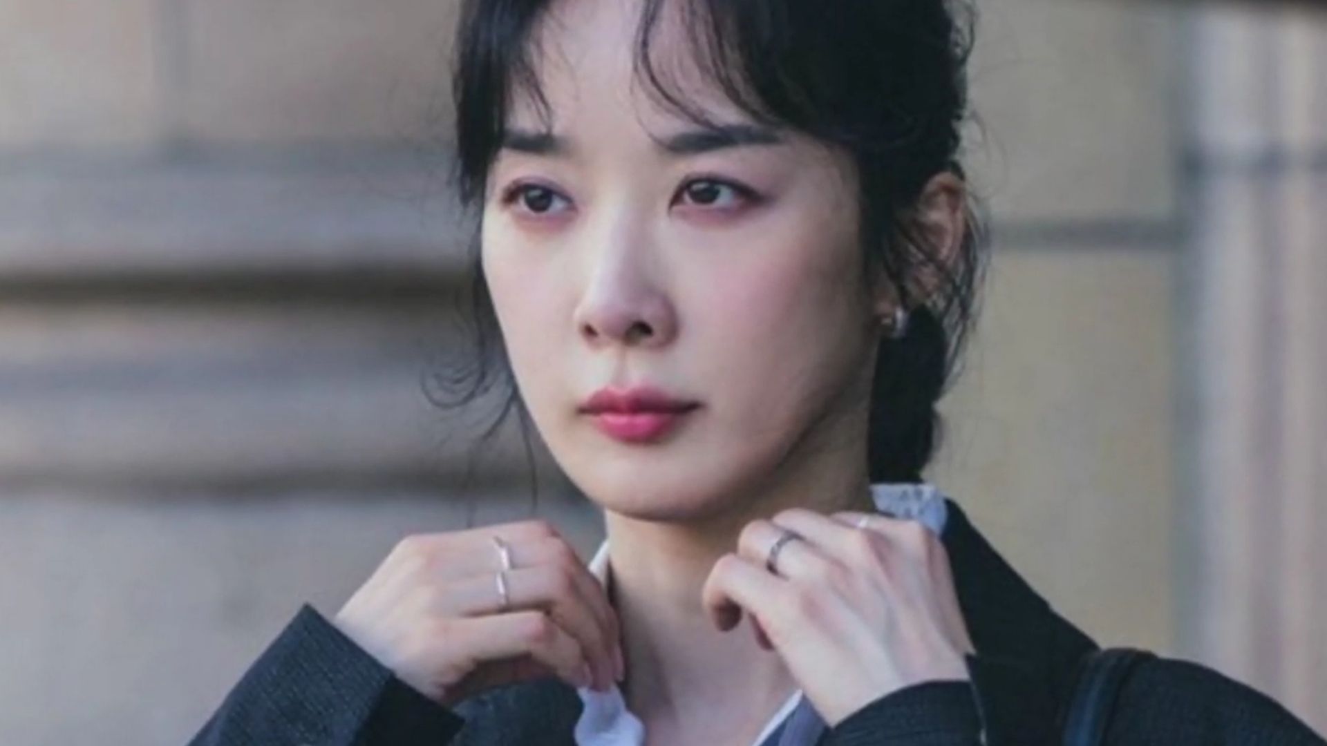 Khi sự danh dự bị đe dọa, Ra Yeong, Sin Jae và Hyeon Jin phải lựa chọn: Tiếp tục che giấu hay cùng nhau đứng lên chiến đấu?