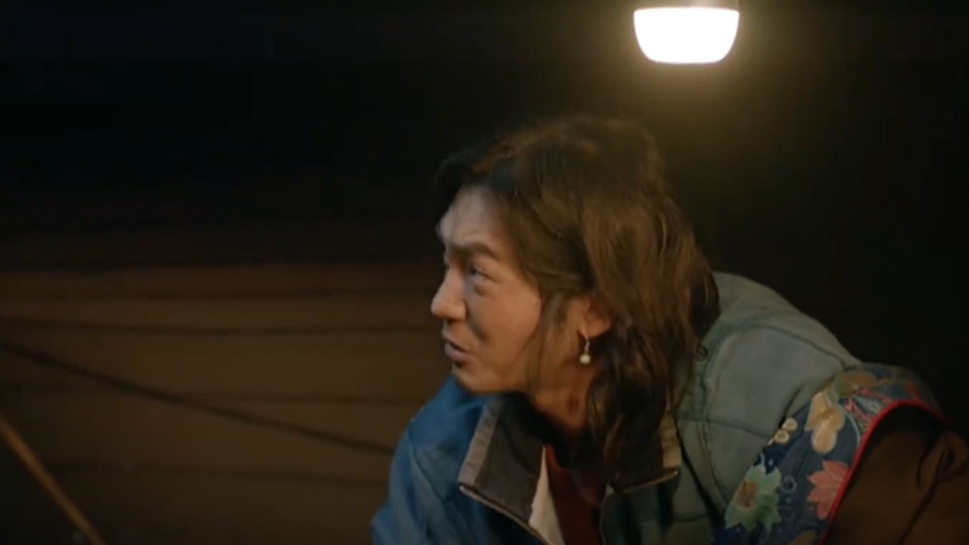 Trương Triệu Uyên mỉm cười trước thành quả của dự án flycam