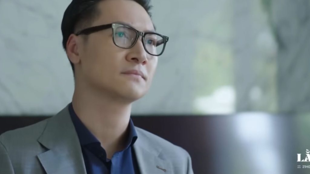 Triển và Khắc tranh cãi gay gắt về sự mất tích bí ẩn của Nguyệt.