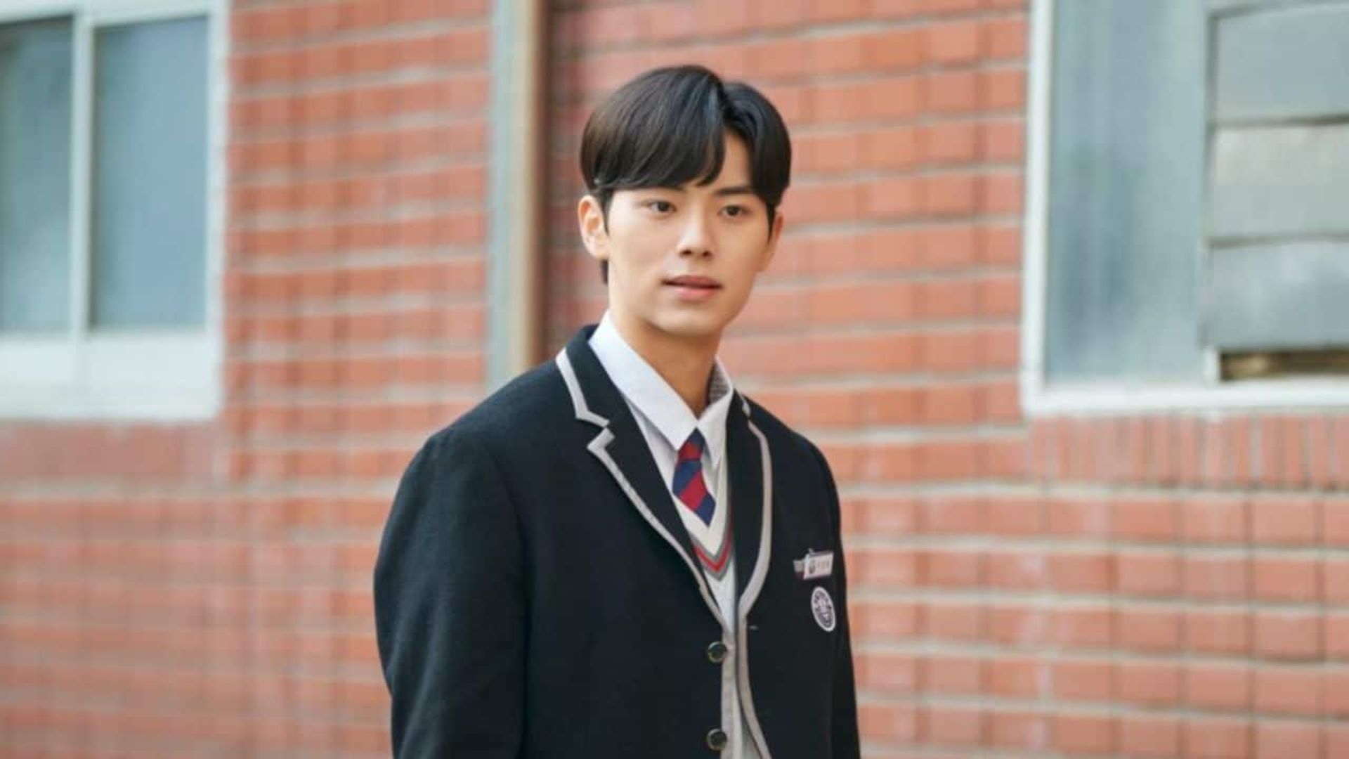 Siêu phẩm này là đòn bẩy đưa cái tên Lee Chae-min phủ sóng rộng khắp châu Á