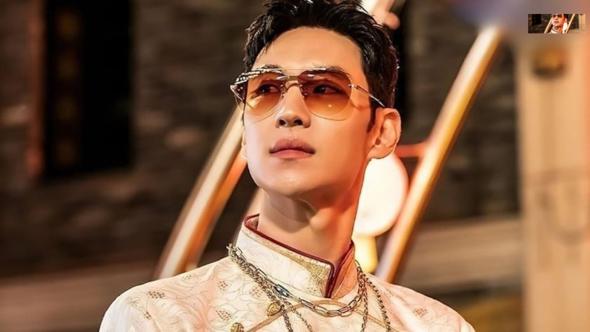 Lee Je Hoon là một trong những diễn viên nổi bật của thế hệ 8x đời đầu