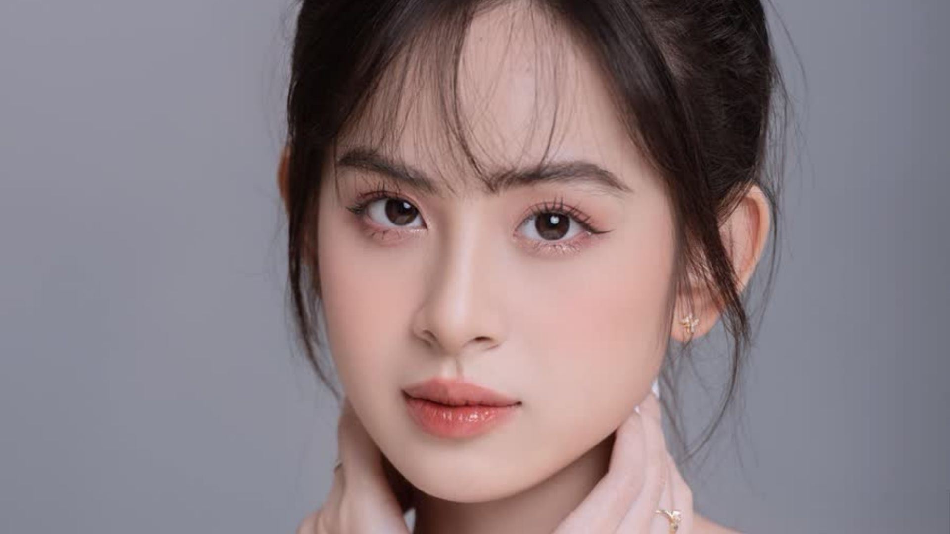 Thái âm thầm tính toán cho con đường tiến thân riêng