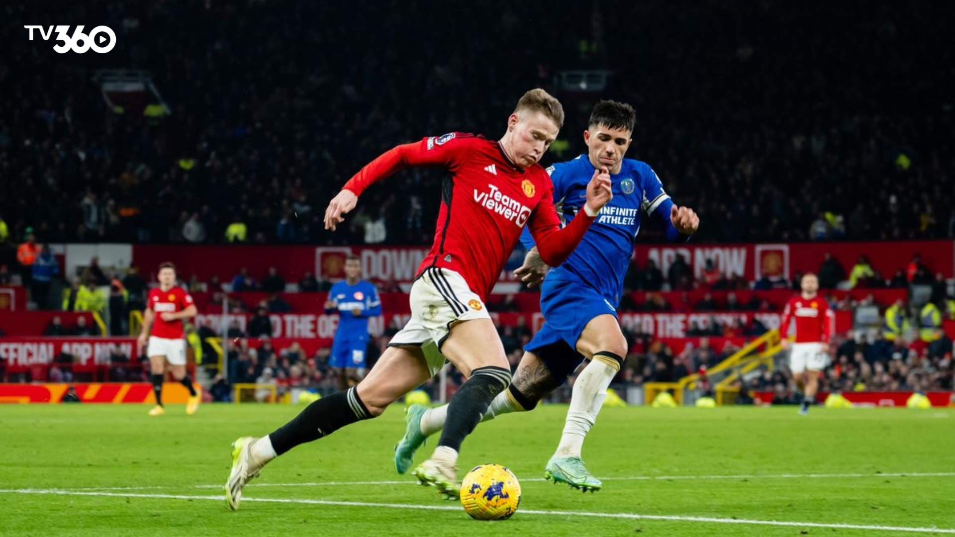 Manchester United nỗ lực duy trì vị trí top đầu giải đấu