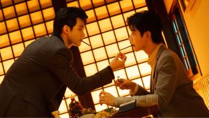 Review Ngô Ngạn (To My Shore): Trò đùa tình ái của kẻ đi săn và bẫy tình ngọt ngào không lối thoát