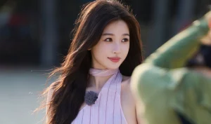 Ngu Thư Hân sinh năm 1995, tên đầy đủ là Ngu Thư Hân, sinh ngày 18/12/1995 tại Thượng Hải, Trung Quốc. Cô là nữ diễn viên hoạt động trong lĩnh vực phim truyền hình và điện ảnh.