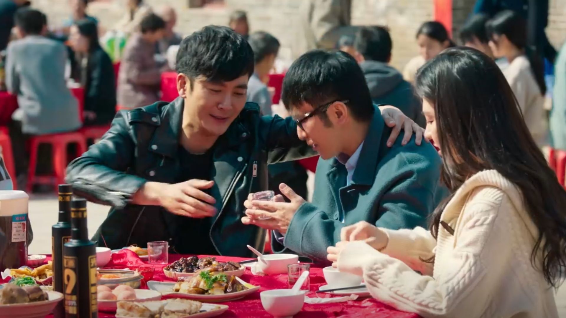 Văn Giang Yến kiên cường đối diện với đám bắt giữ bất chấp tính mạng bị đe dọa nghiêm trọng