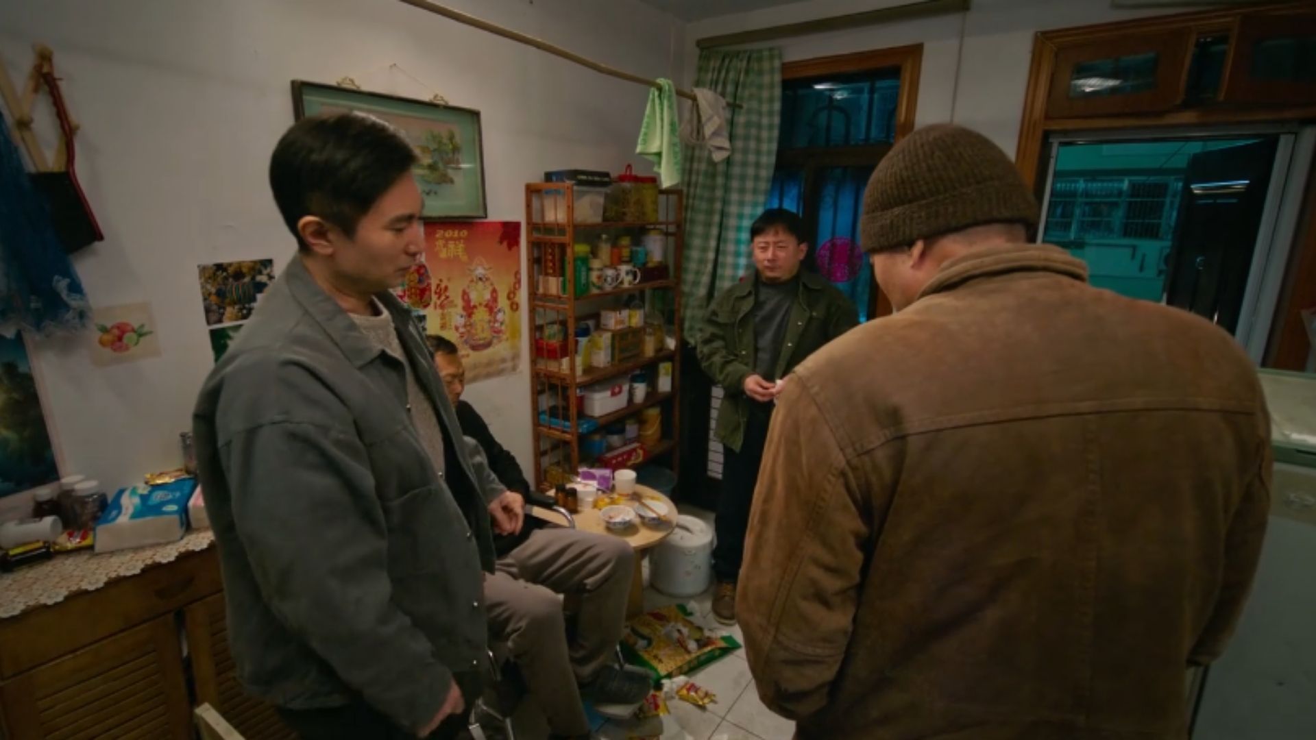 Lưu Thiên Dã dùng đòn tâm lý tàn nhẫn để buộc Tần Phong phải lựa chọn giữa nhiệm vụ và tình thâm