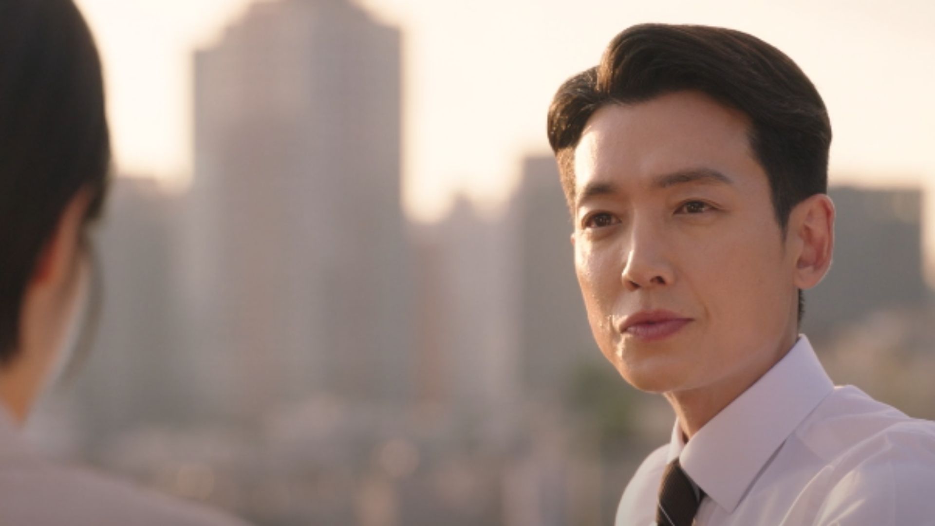 Công lý không thể mua bằng tiền, và Kang Min Ho chính là người sẽ chứng minh điều đó tại tòa