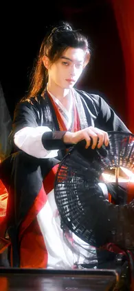 Hứa Khai vai Sử Vô Danh