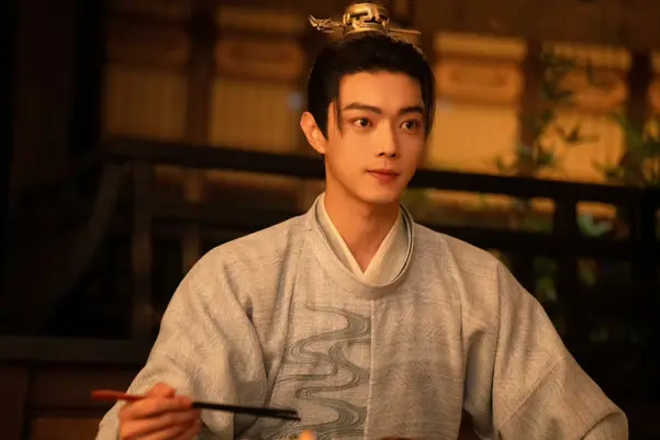 Hứa Khải tỏa sáng với khả năng “cân” trọn mọi tạo hình cổ trang