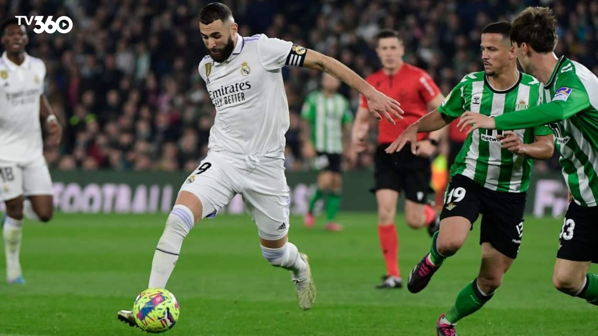 Tiền đạo cắm là vị trí then chốt quyết định thành bại trong trận đấu