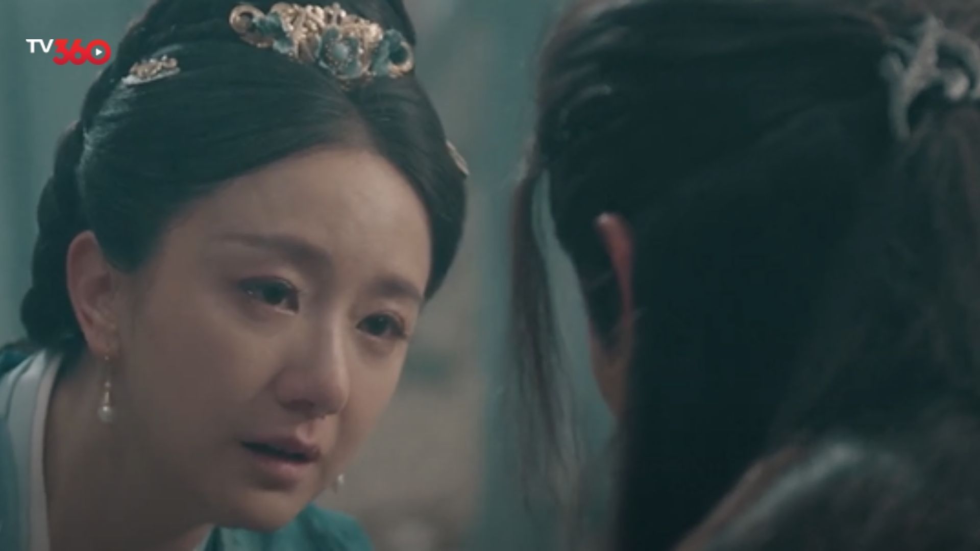 Hồng Diệp và Tiêu Dao rạng rỡ cùng nhau bước ra khỏi mật cảnh, hướng về phía tương lai tươi sáng của hai tộc