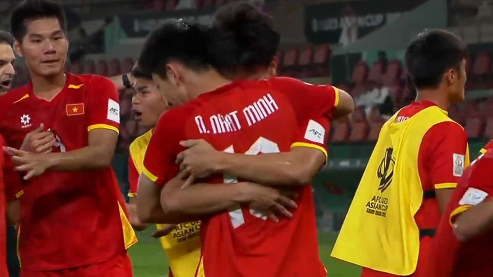 Minh Phúc dứt điểm xuất thần, 3-2 cho U23 Việt Nam