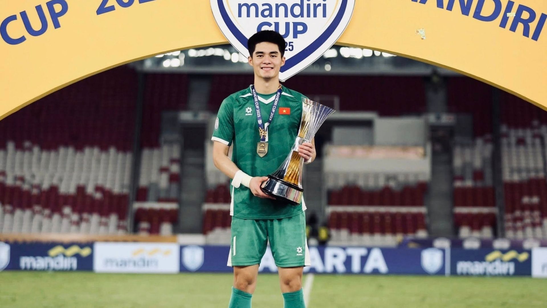 Thủ môn Trần Trung Kiên