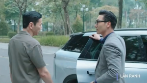 Lằn ranh tập 54: Ông Sách (NSND Trung Anh) lo sốt vó vì nhân tình, Triển (Mạnh Trường) bị chặn đường lui