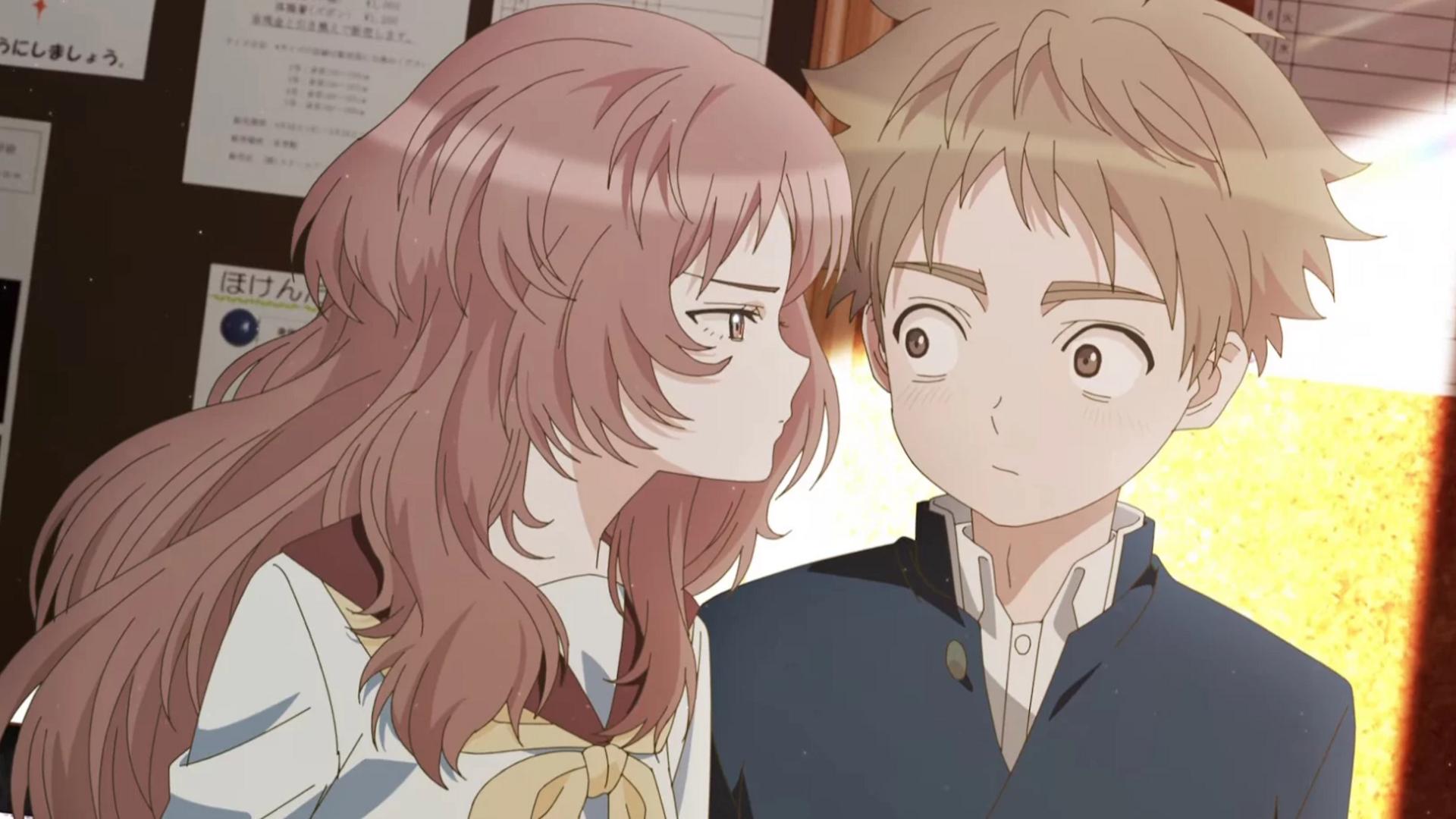 Tình yêu nảy mầm từ những sự giúp đỡ nhỏ bé và những khoảng cách gần gũi vô tình.