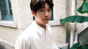 Bạch Vũ sở hữu vẻ ngoài nam tính cùng kỹ năng diễn xuất được công nhận rộng rãi