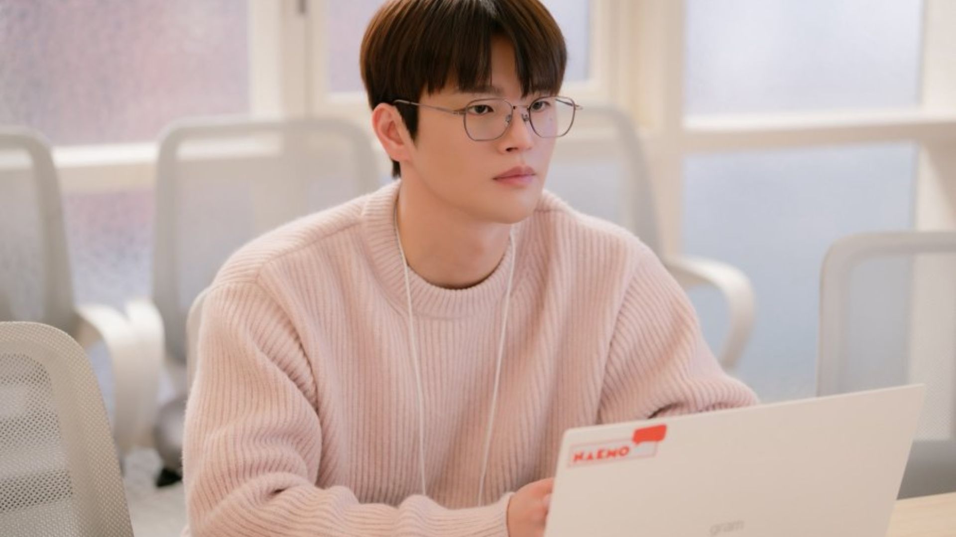 Seo In Guk trở lại rom-com, hóa thân nam chính tsundere